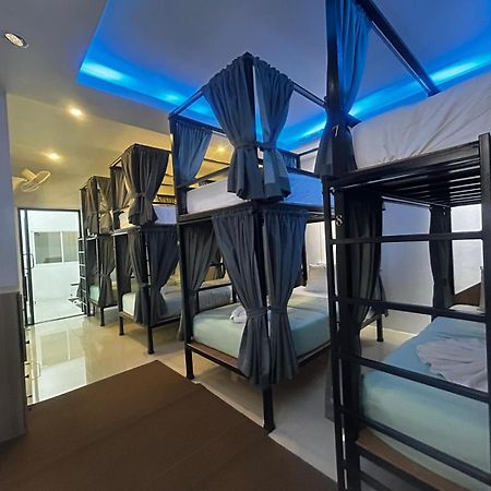 Hotel The Journey Patong New Екстер'єр фото