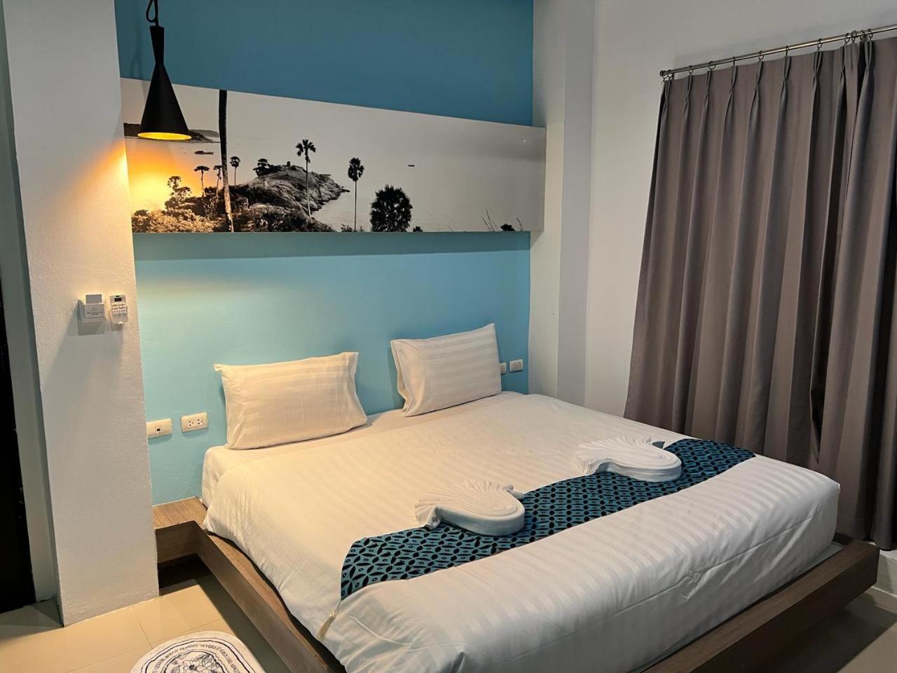 Hotel The Journey Patong New Екстер'єр фото