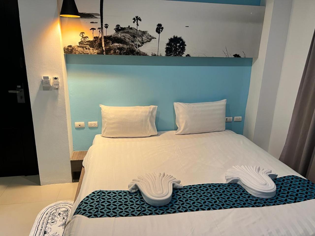 Hotel The Journey Patong New Екстер'єр фото