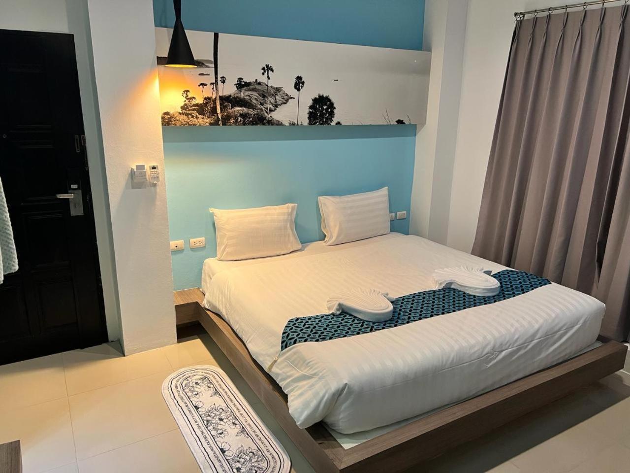 Hotel The Journey Patong New Екстер'єр фото