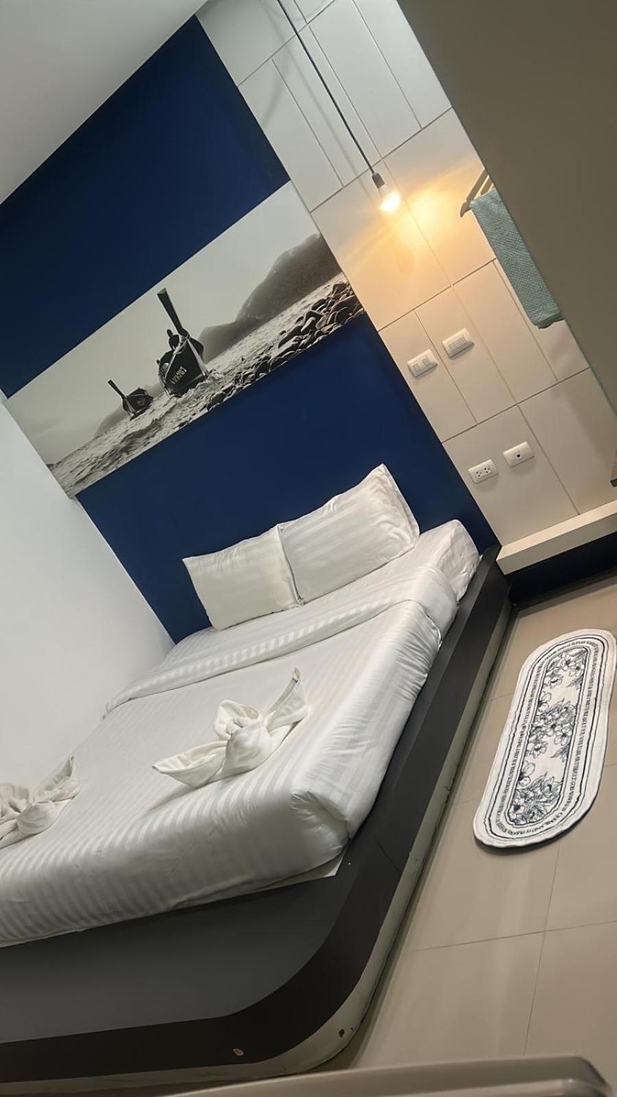 Hotel The Journey Patong New Екстер'єр фото