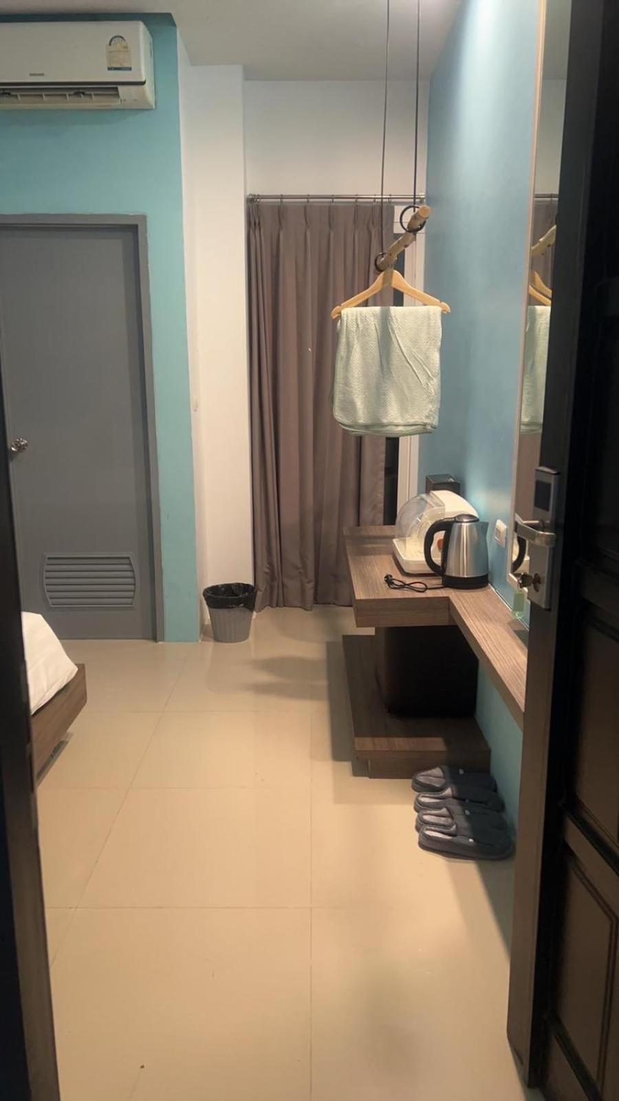 Hotel The Journey Patong New Екстер'єр фото