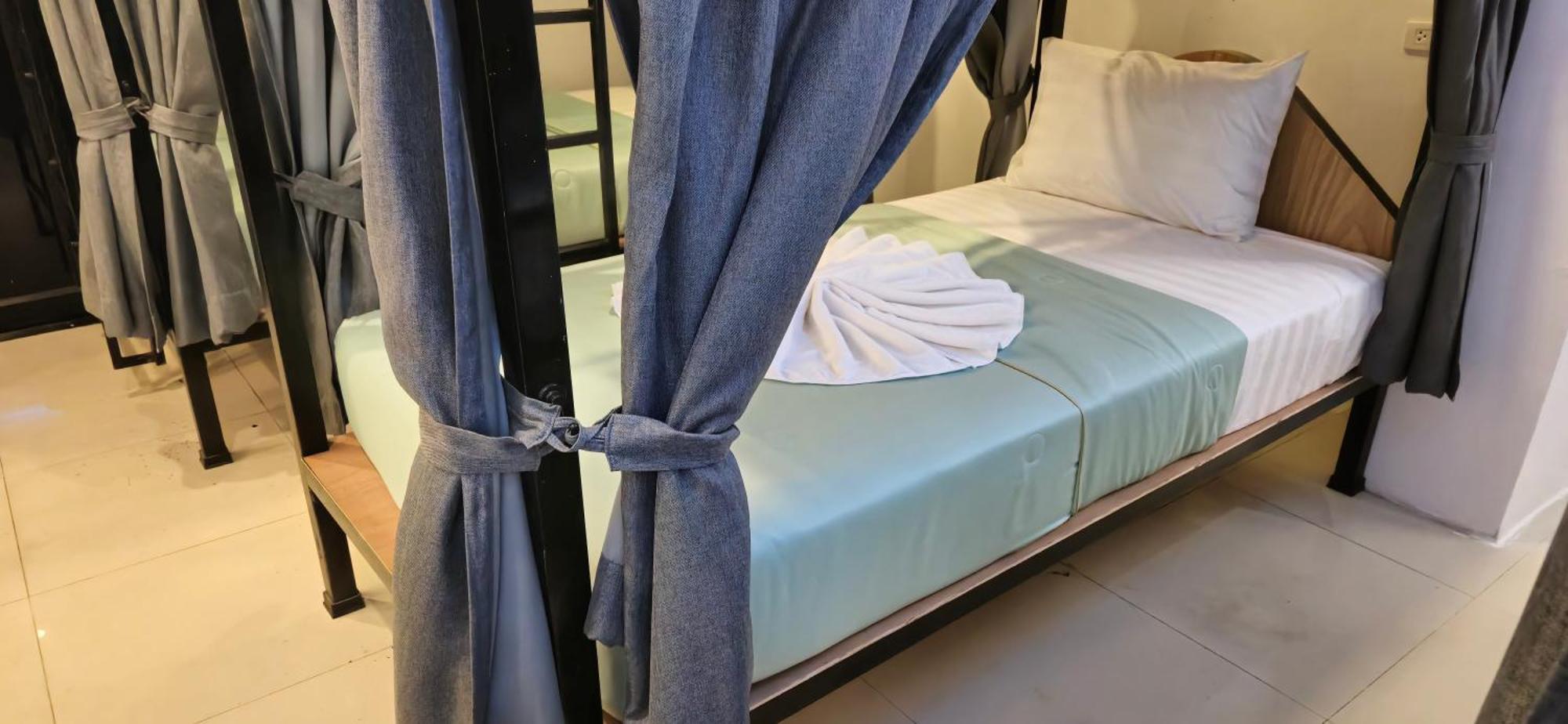 Hotel The Journey Patong New Екстер'єр фото
